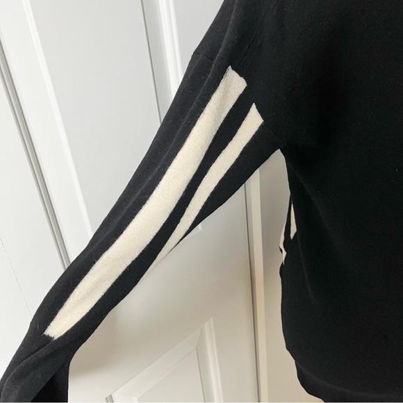Rag & Bone Grace V-Neck Sweater Black Ivory Striped Merino Wool XS/S - Picture 7 of 14